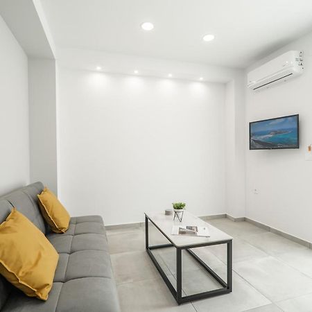 Kiani Apts Kalívesz Kültér fotó