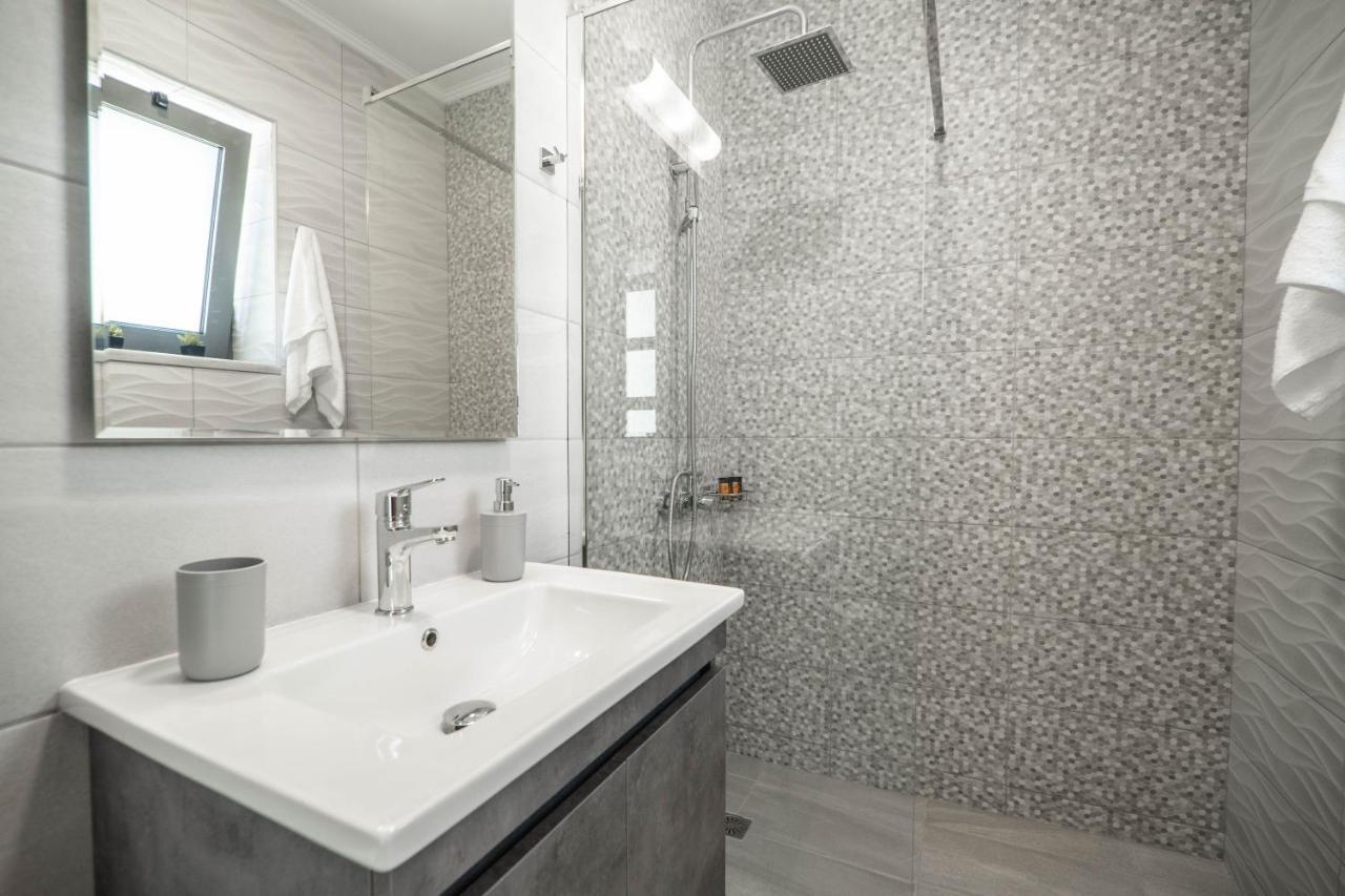 Kiani Apts Kalívesz Kültér fotó